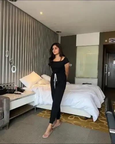Call Girls Service in Suri